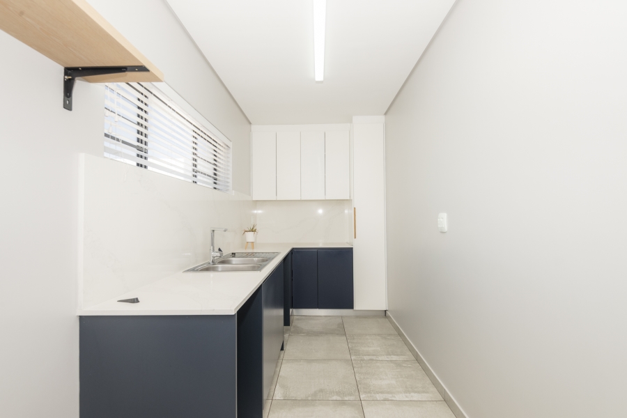 3 Bedroom Property for Sale in Myburgh Park Western Cape